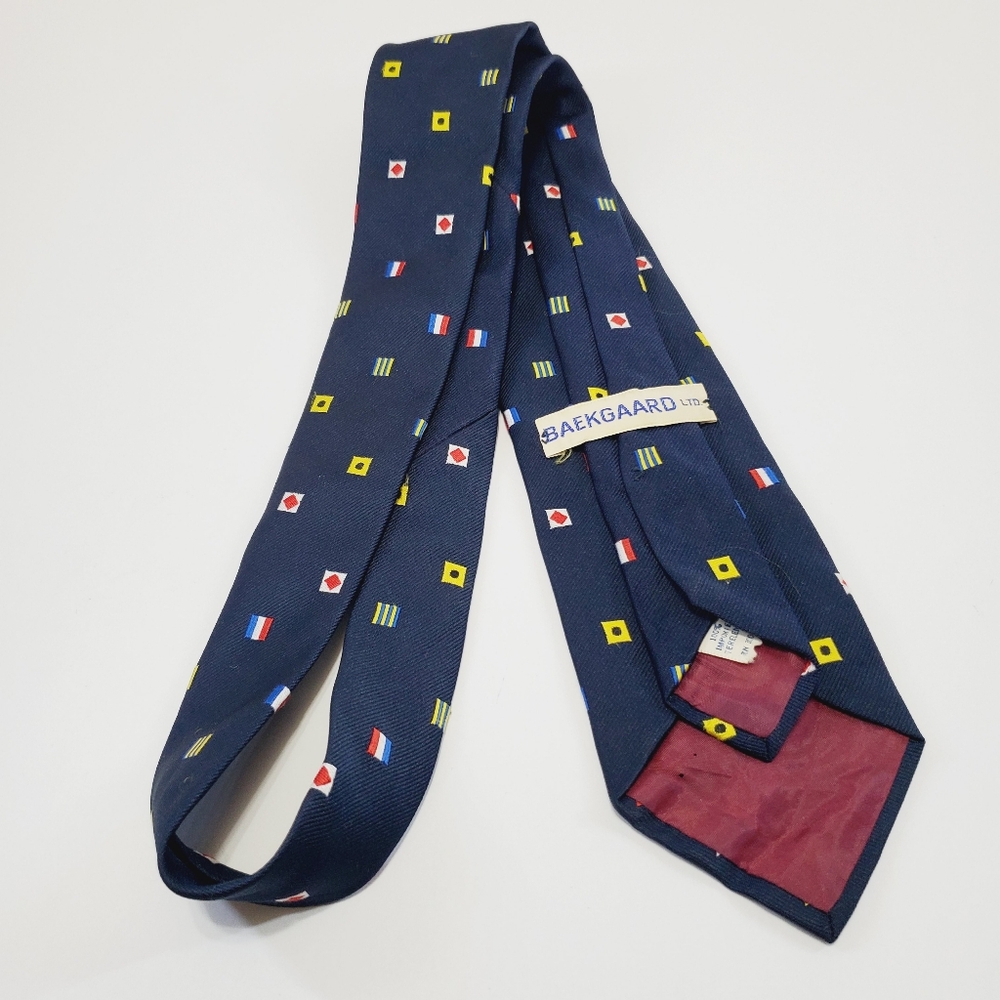 Baekgaard Necktie Blue Geometric Pattern Men's Terelene Neck Tie 54x3.25" - Picture 5 of 6